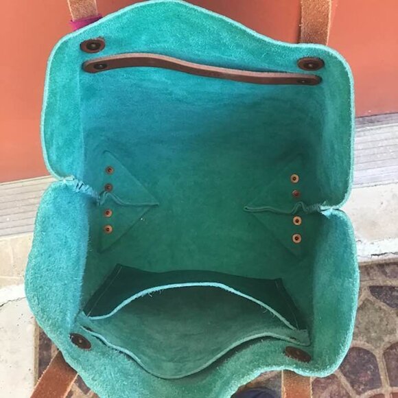 KMM & Co BST Exclusive Teal full size tote - Picture 5 of 5